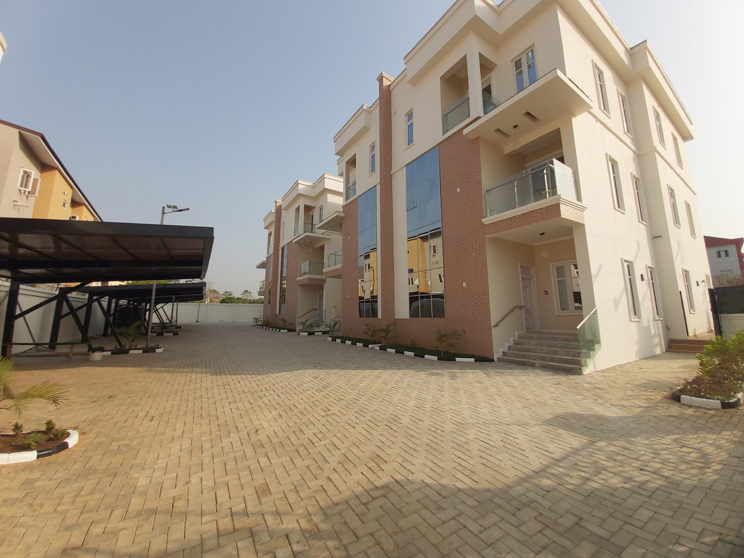 Brand New, Exquisite 2 Bedroom Apartment