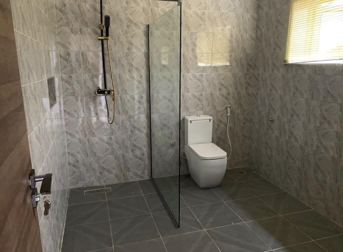Newly built 3bedroom Terrace duplex