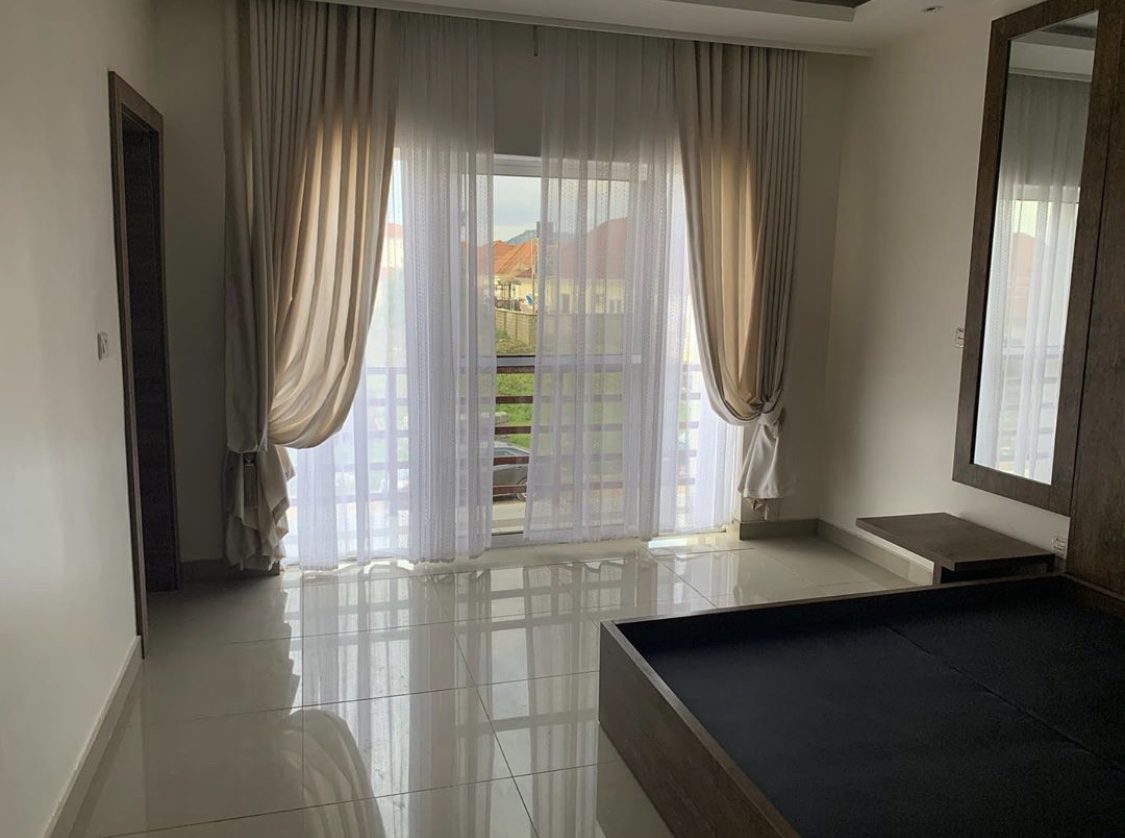Newly built 3bedroom Terrace duplex