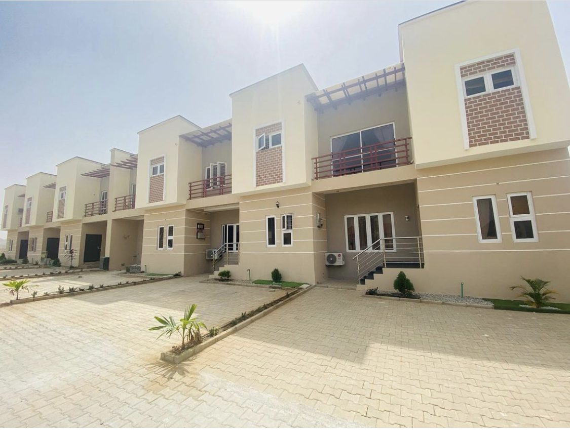 Newly built 3bedroom Terrace duplex