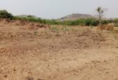 AMAC C of O LAND IS AVAILABLE FOR SALE IN AIRPORT ROAD ABUJA