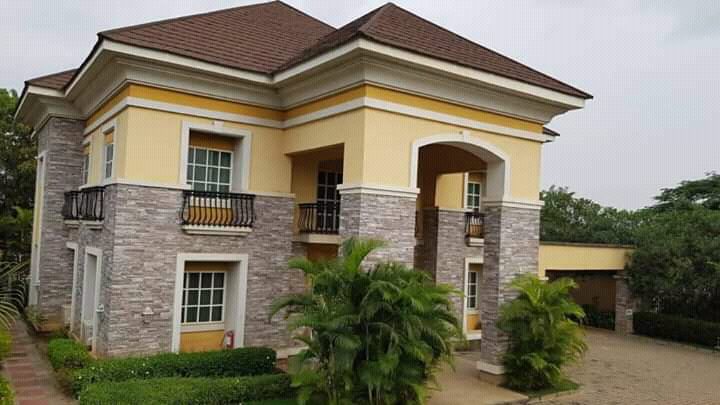 4 bedroom duplex