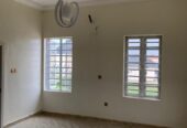 Spacious luxury 5 bedrooms terrrace house on 3 floors