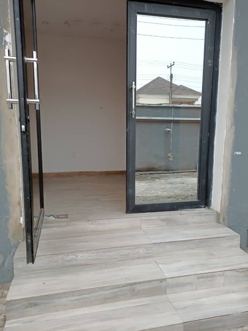 5 bedroom semi detached duplex with BQ
