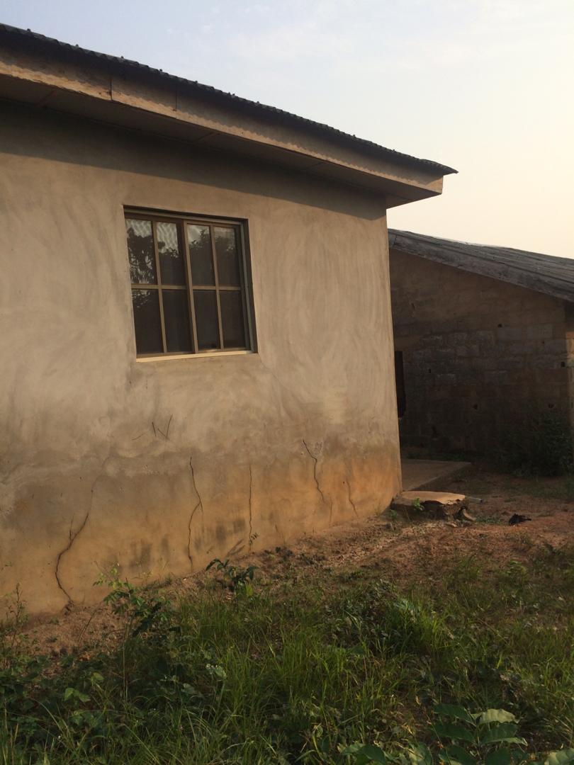 Distressed: A Well Structured Two bedrooms and Uncompleted two numbers of Mini flats