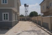 Tastefully built 4 bedroom duplex on an 800 square meters plot, with a 2 bedroom bq, borehole, water tank, security house, less than 30 minutes drive to the airport. buy and move in.