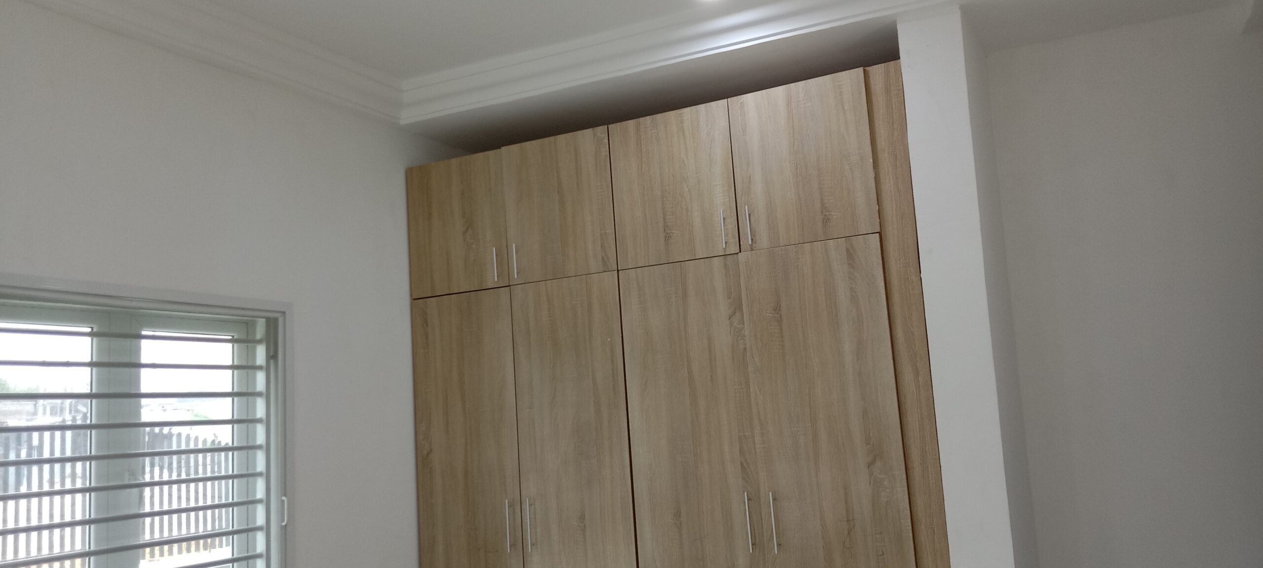 Brand new luxury three bedrooms block of six flats with Bq