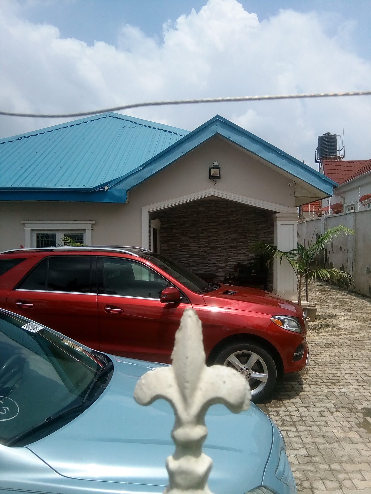 Three bedroom bungalow for sale in Suncity