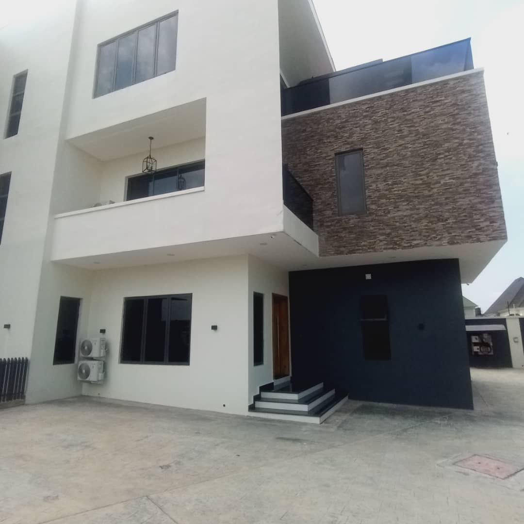 Newly Built 6 Bedroom Detached Triplex with 2 BQ and Swimming pool