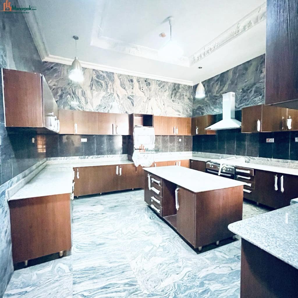 EXQUSITE 6 UNIT 4 BEDROOM SEMI DETACHED DUPLEX WITH A BQ