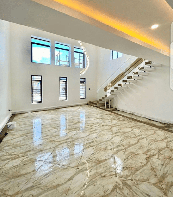 Fully detached 5bedroom duplex for sale