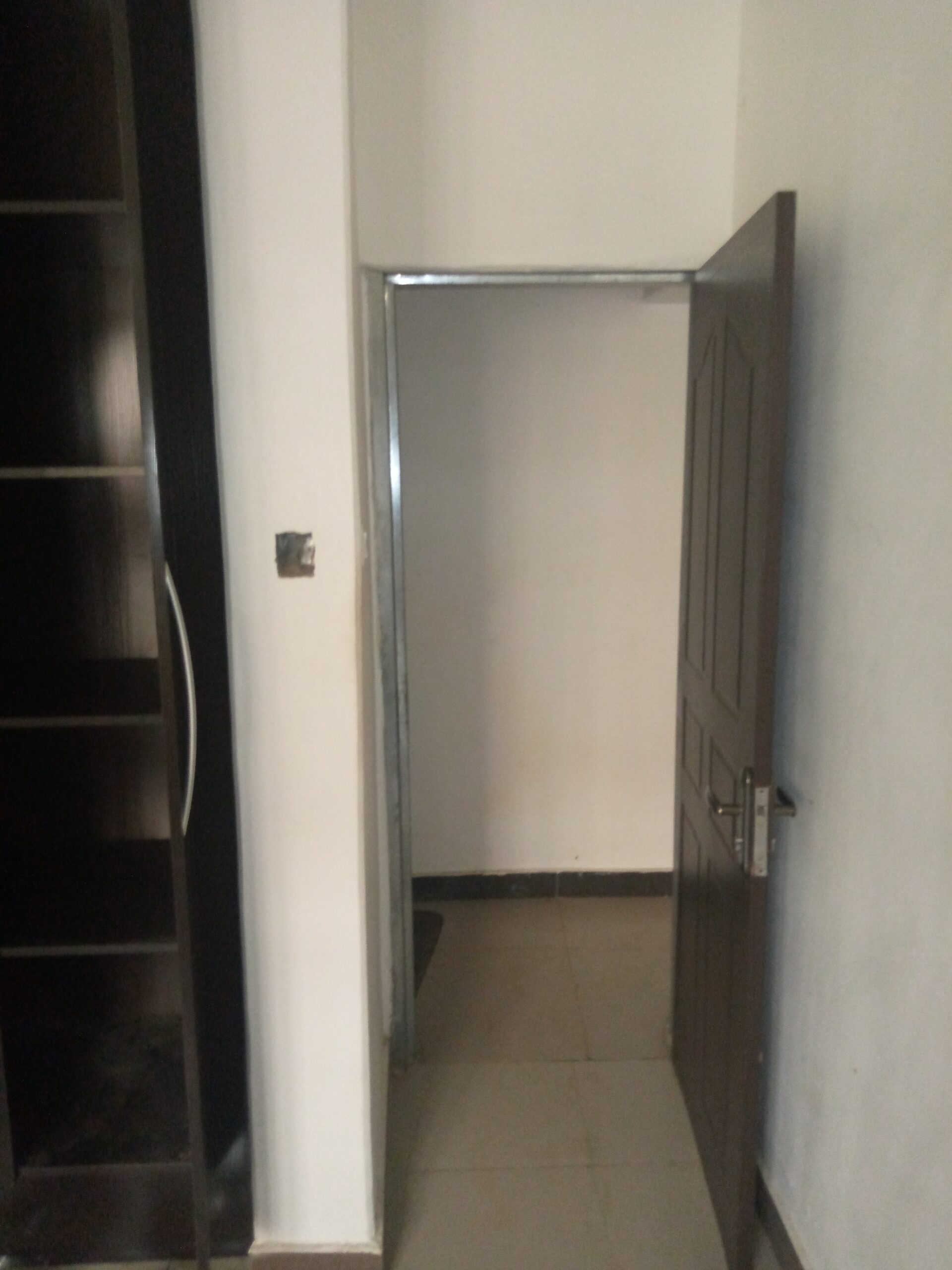 Standard one bedroom flat in lugbe Federal housing