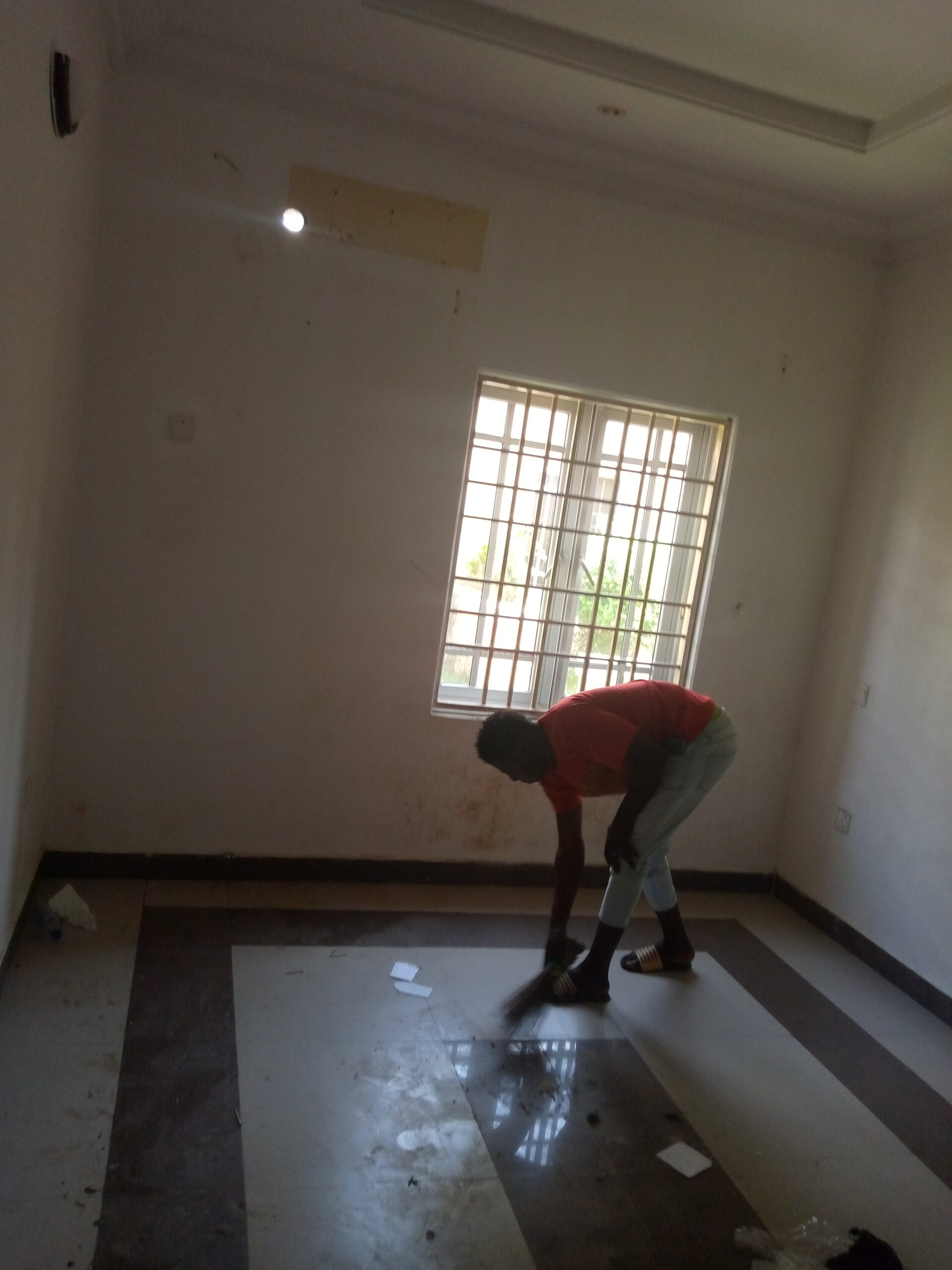 Standard one bedroom flat in lugbe Federal housing