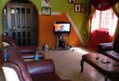 1 storey building of 3 bedroom flat downstairs and 2bedroom flat upstairs each