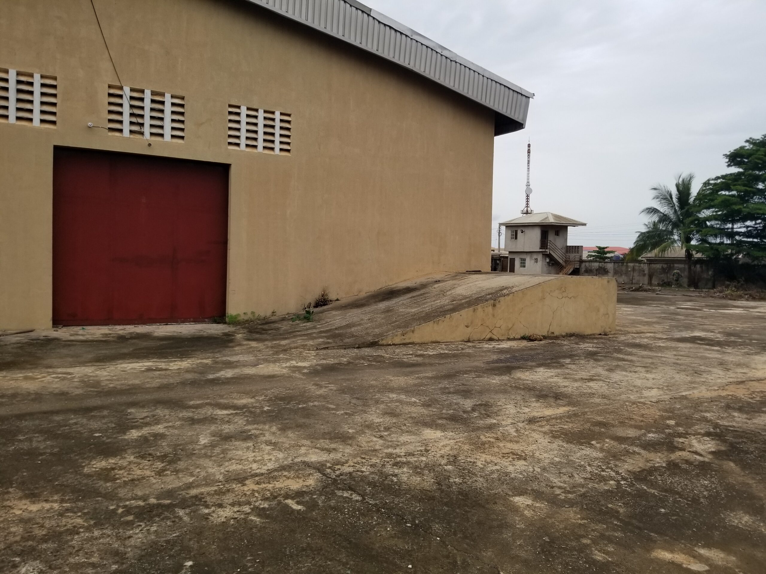 Warehouse for lease at Gasline sango Ota ogun state