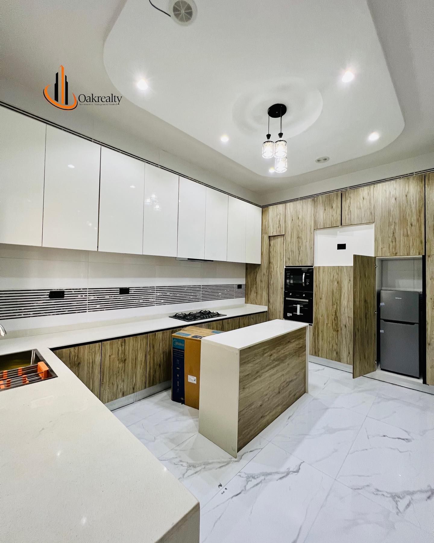 5bedrooms Fully Detached Duplex