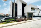 Luxury 5bedrooms Fully Detached Duplex