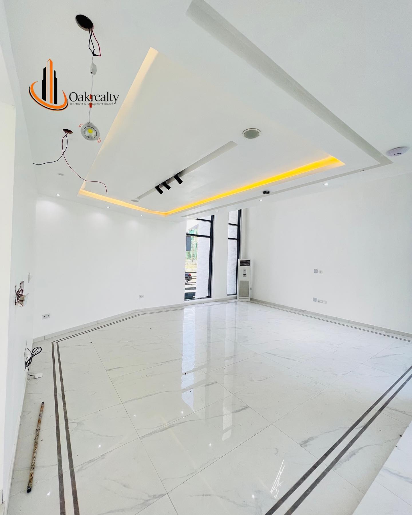 Luxury 5bedrooms Fully Detached Duplex