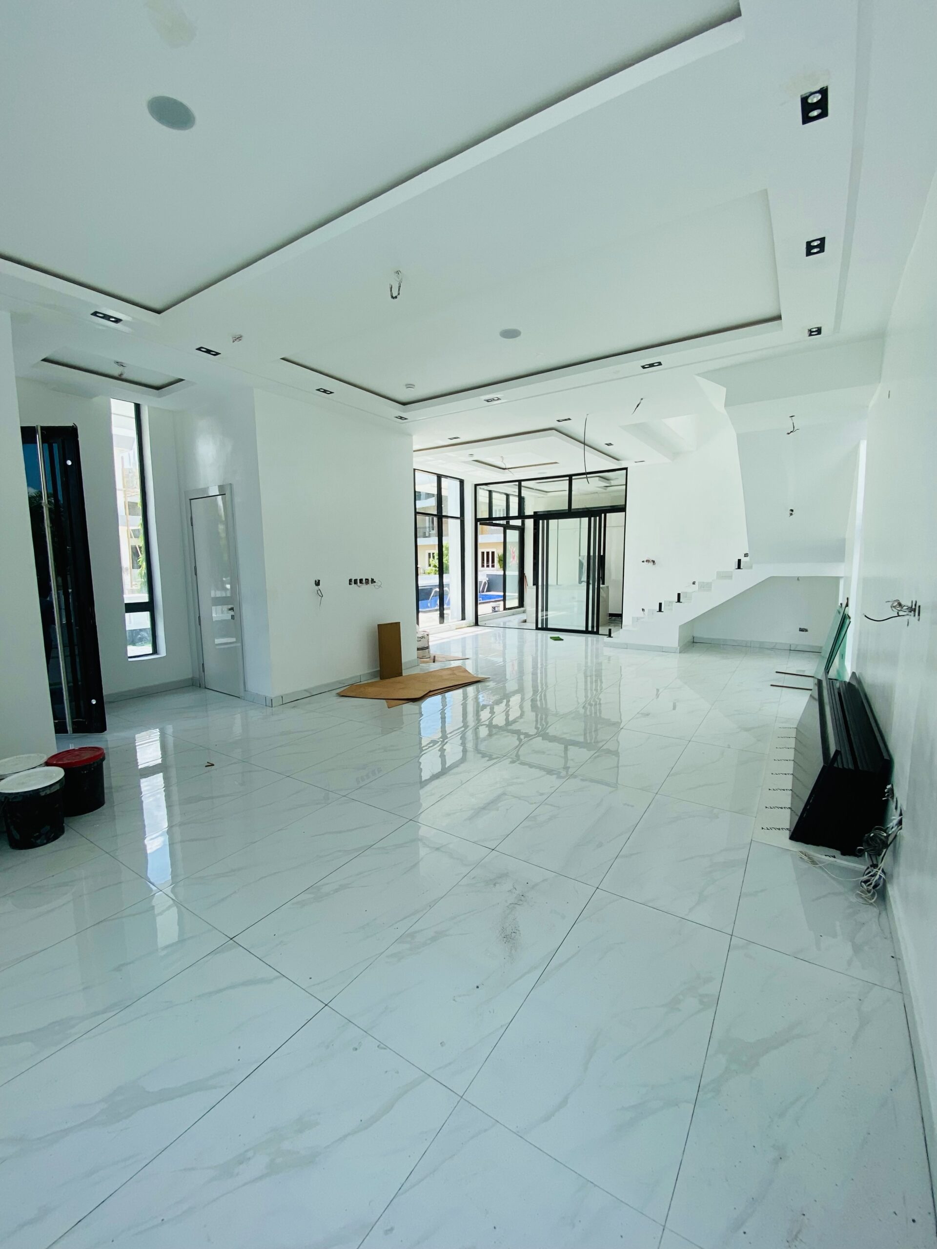 Exquisite 5bedrooms Fully Detached Duplex