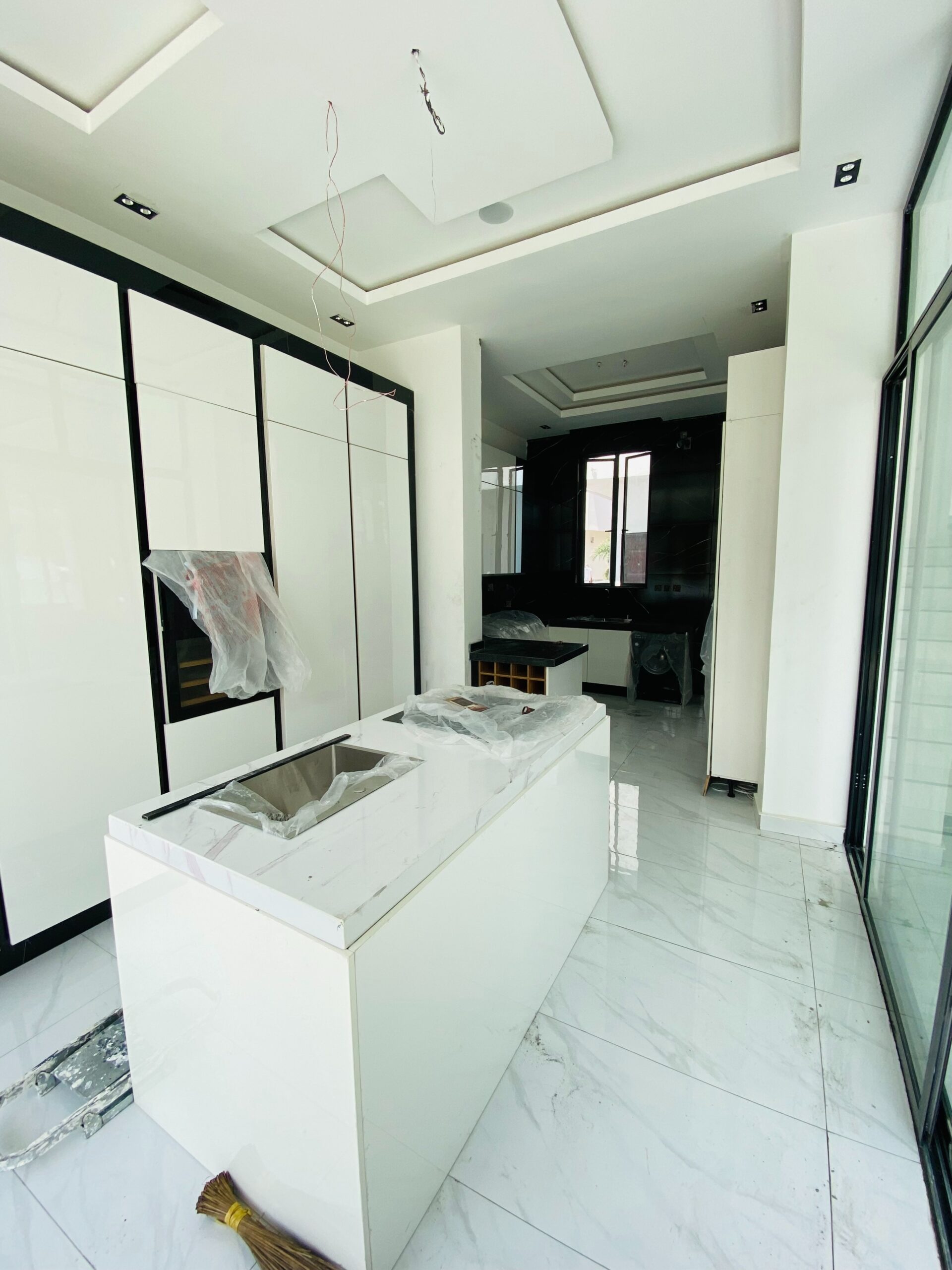 Exquisite 5bedrooms Fully Detached Duplex