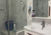 4 Bedrooms Apartment