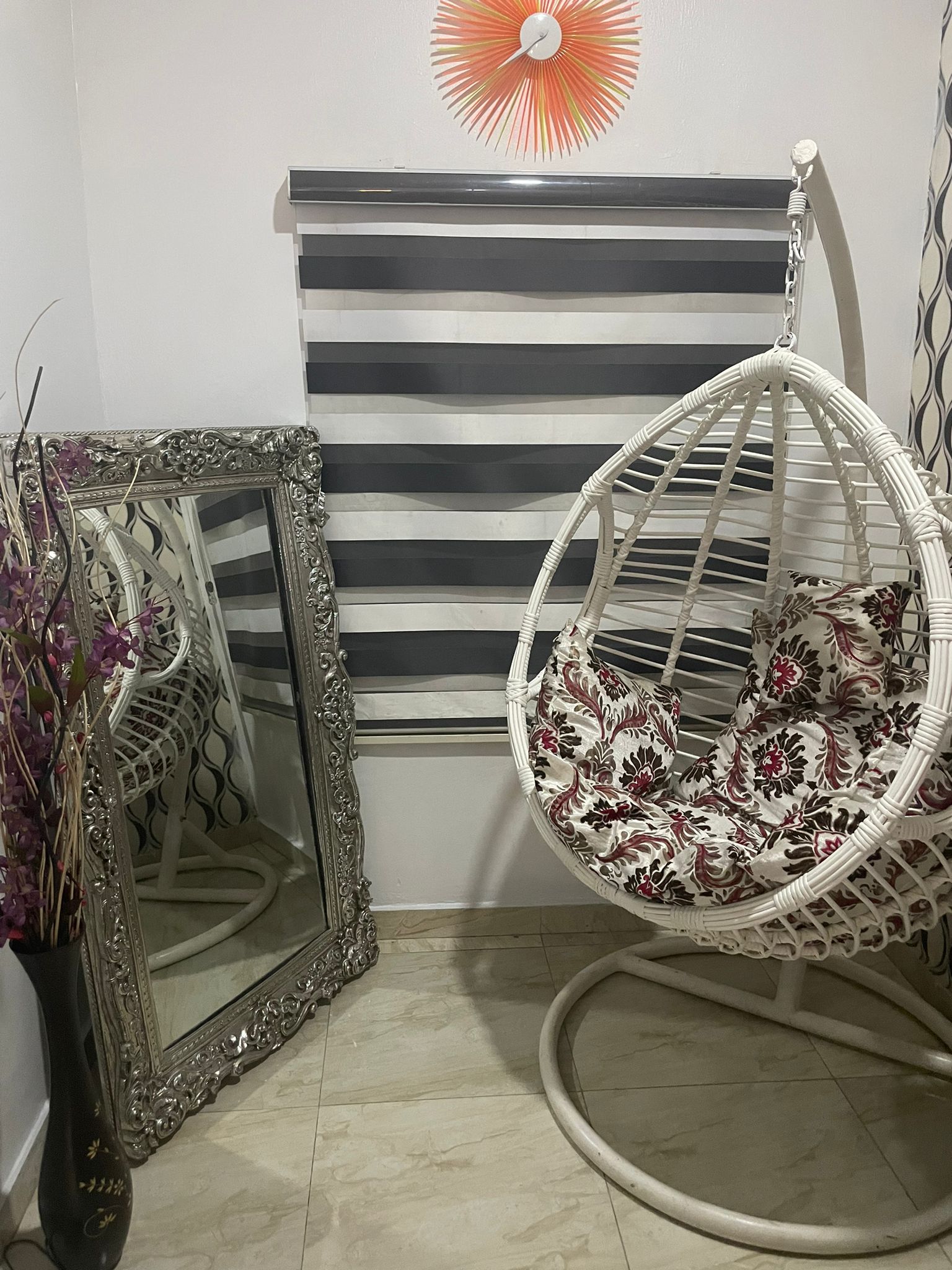 4 Bedrooms Apartment