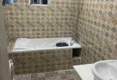 4 Bedrooms Apartment