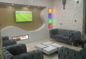 4 Bedrooms Apartment