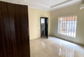 3 Bedroom Apartment. in a well-serviced and maintained estate within Parkview Estate for Rent