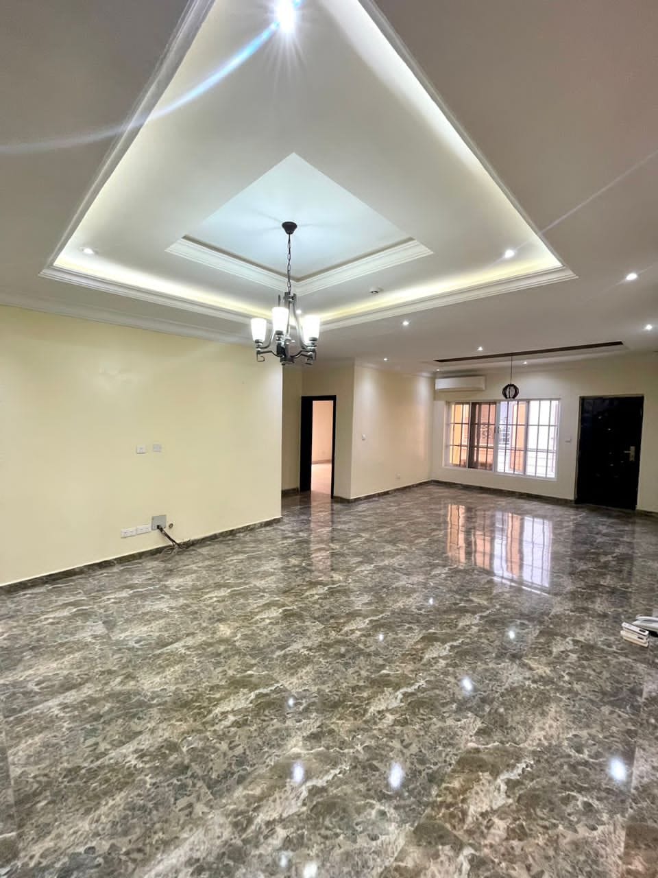 3 Bedroom Apartment. in a well-serviced and maintained estate within Parkview Estate for Rent