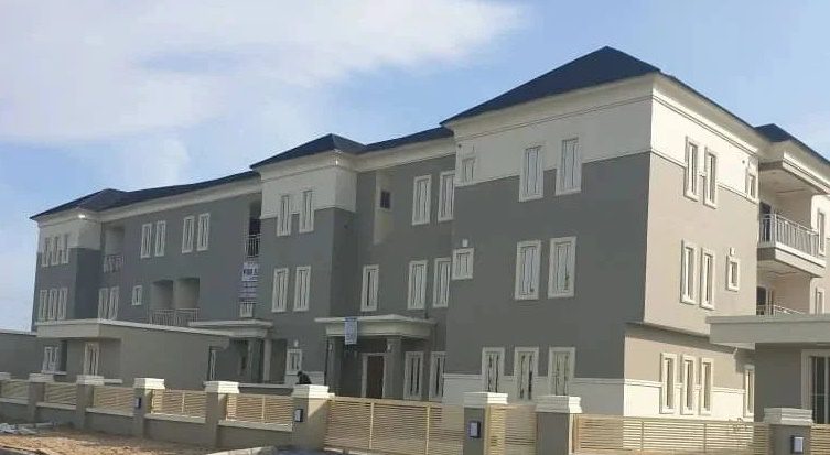 Neatly Finished 5 BEDROOM DETACHED DUPLEX