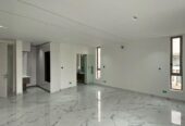 5 BED | IKATE | ₦450,000,000 Welcome to this picturesque five bedroom semi detached triplex located in one of Lekki’s finest neighborhoods. This home is packed with lots of mordern features like home automatons, cinema, a contemporary facade, bespoke lightings, a fully fitted kitchen, premium bath wares and lots more. Location: Ikate, Lekki Price Guide: 450million