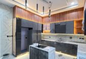 FULLY SERVICED 5 BEDROOM DETACHED HOME