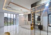 FULLY SERVICED 5 BEDROOM DETACHED HOME