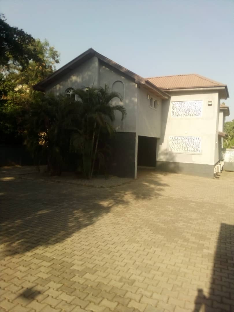 For lease 11bedroom duplex