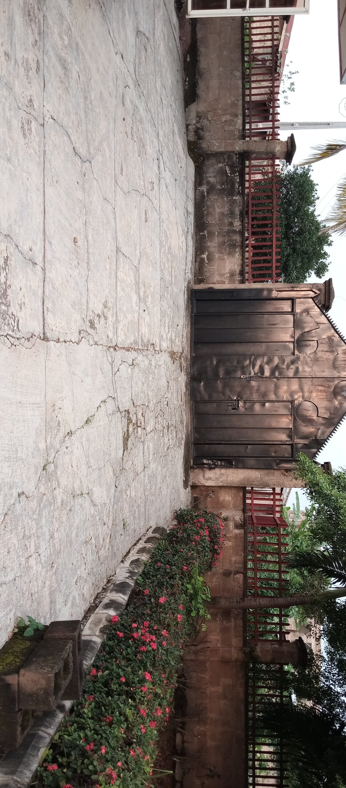 A Room in 3bedroom Apartment for Single Female