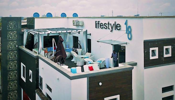 Lifestyle 18 2 bedroom short lets