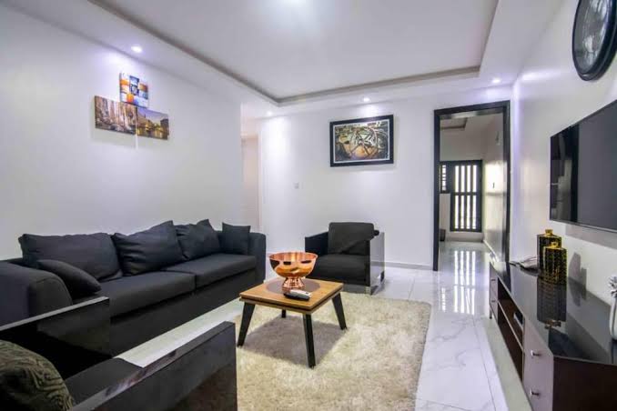 Lifestyle 18 2 bedroom short lets
