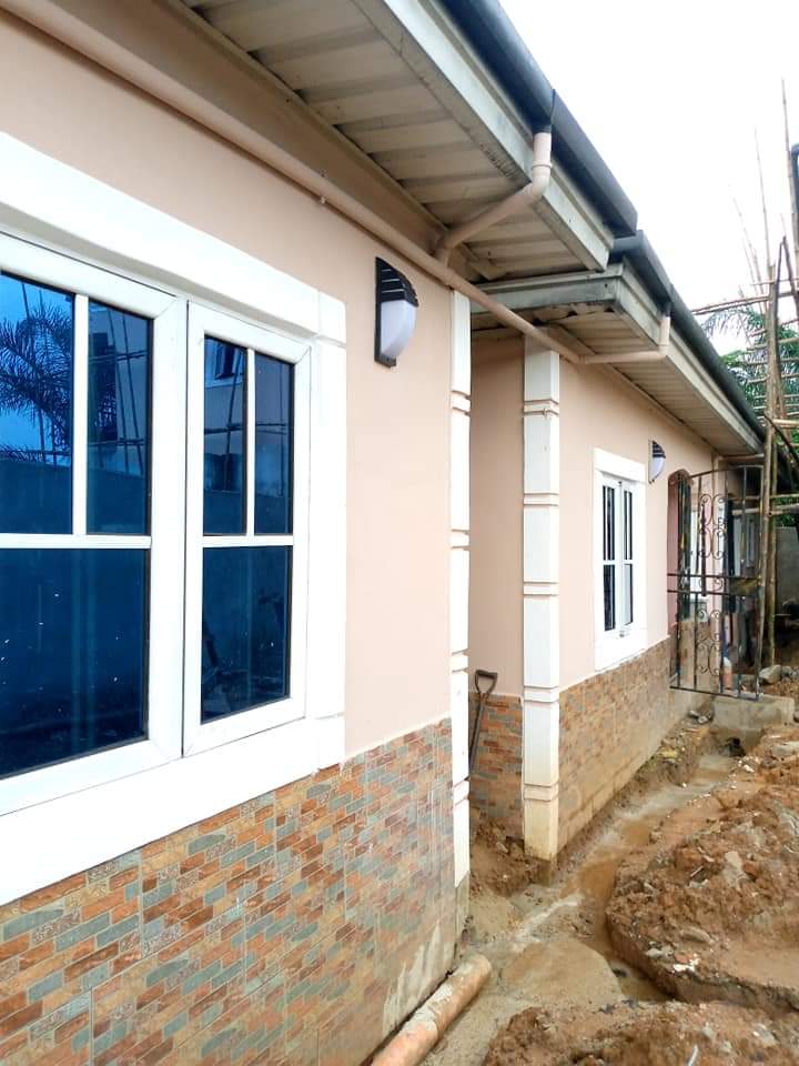Semi-detached 1bedroom apartment