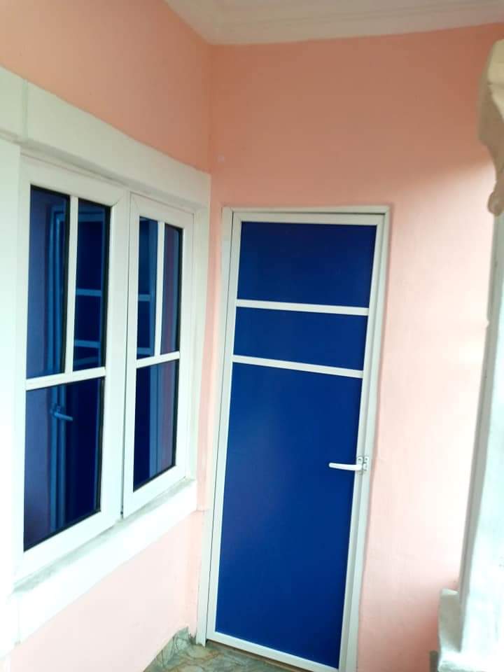 Semi-detached 1bedroom apartment