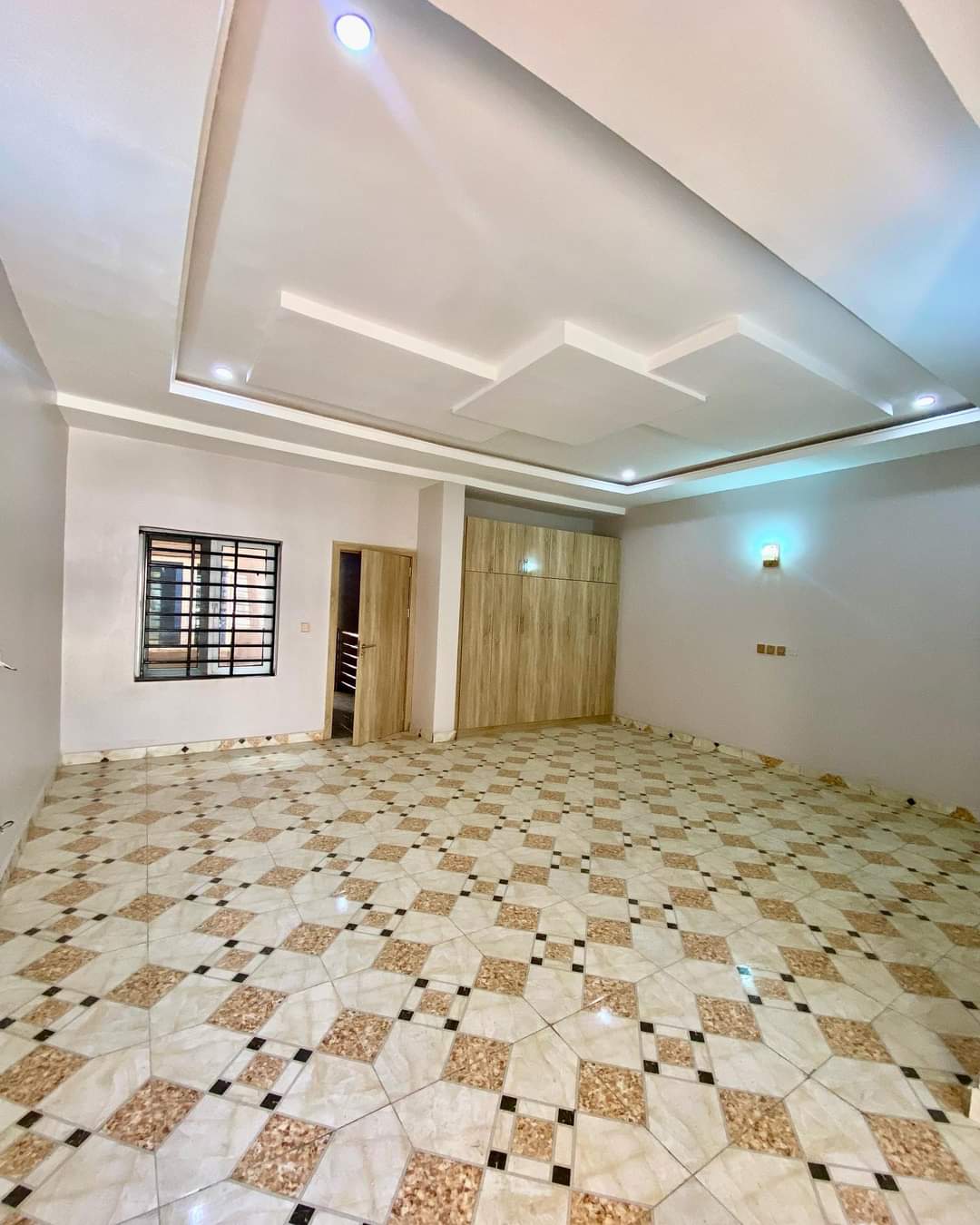 4Bedroom Terrace Apartment