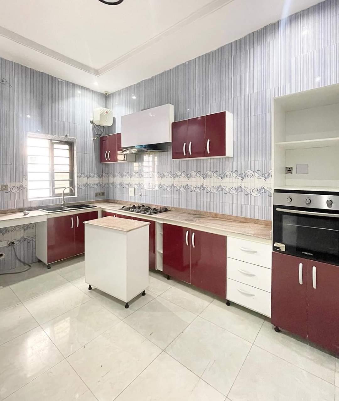 Terrace 3bedroom duplex