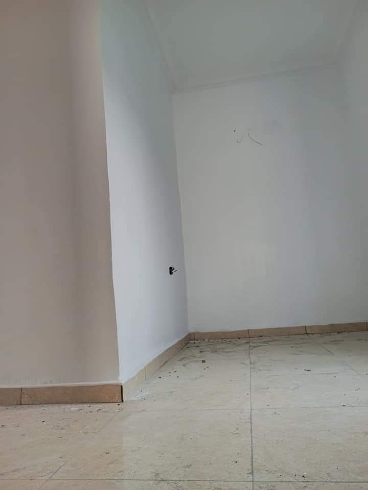 1bedroom semi-detached