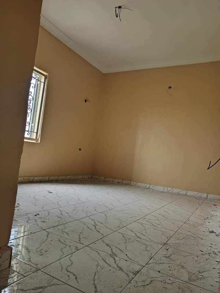 1bedroom semi-detached