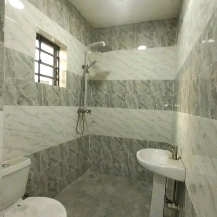 Newly built 3bedroom duplex