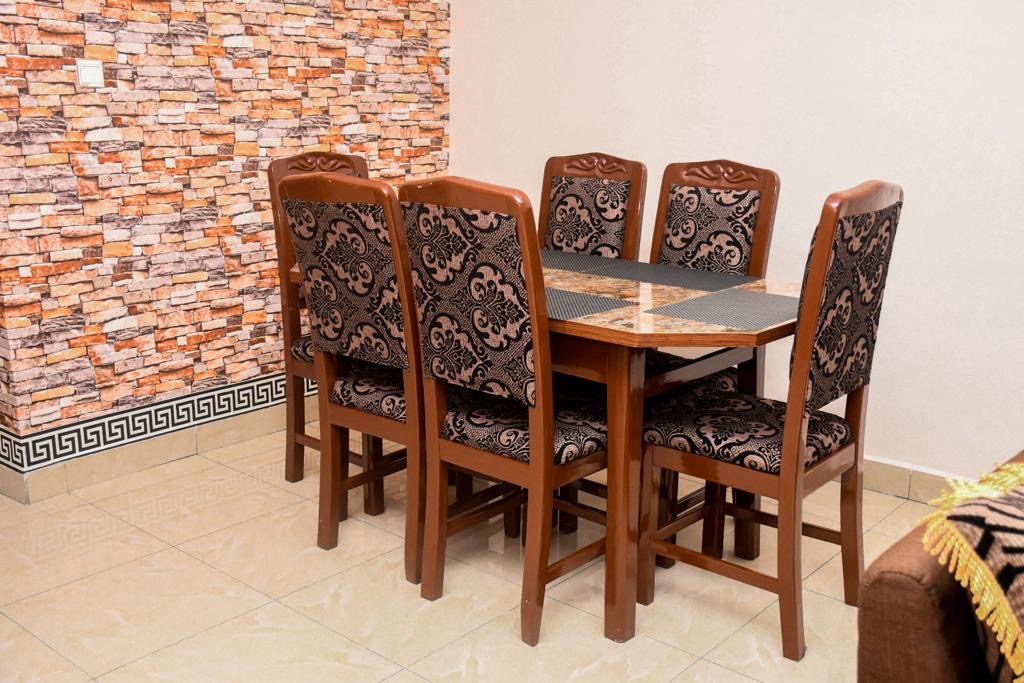 Exquisitely furnished 3 bedroom apartment