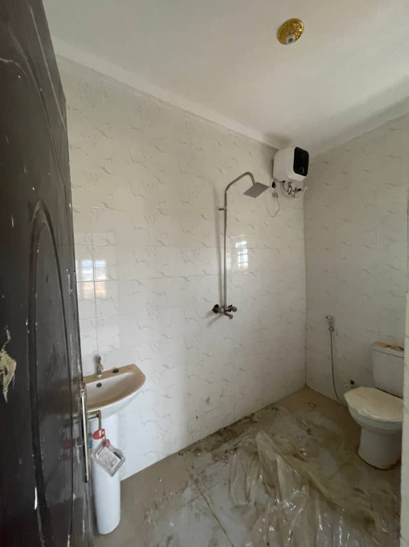 Ensuite 3 bedroom flat