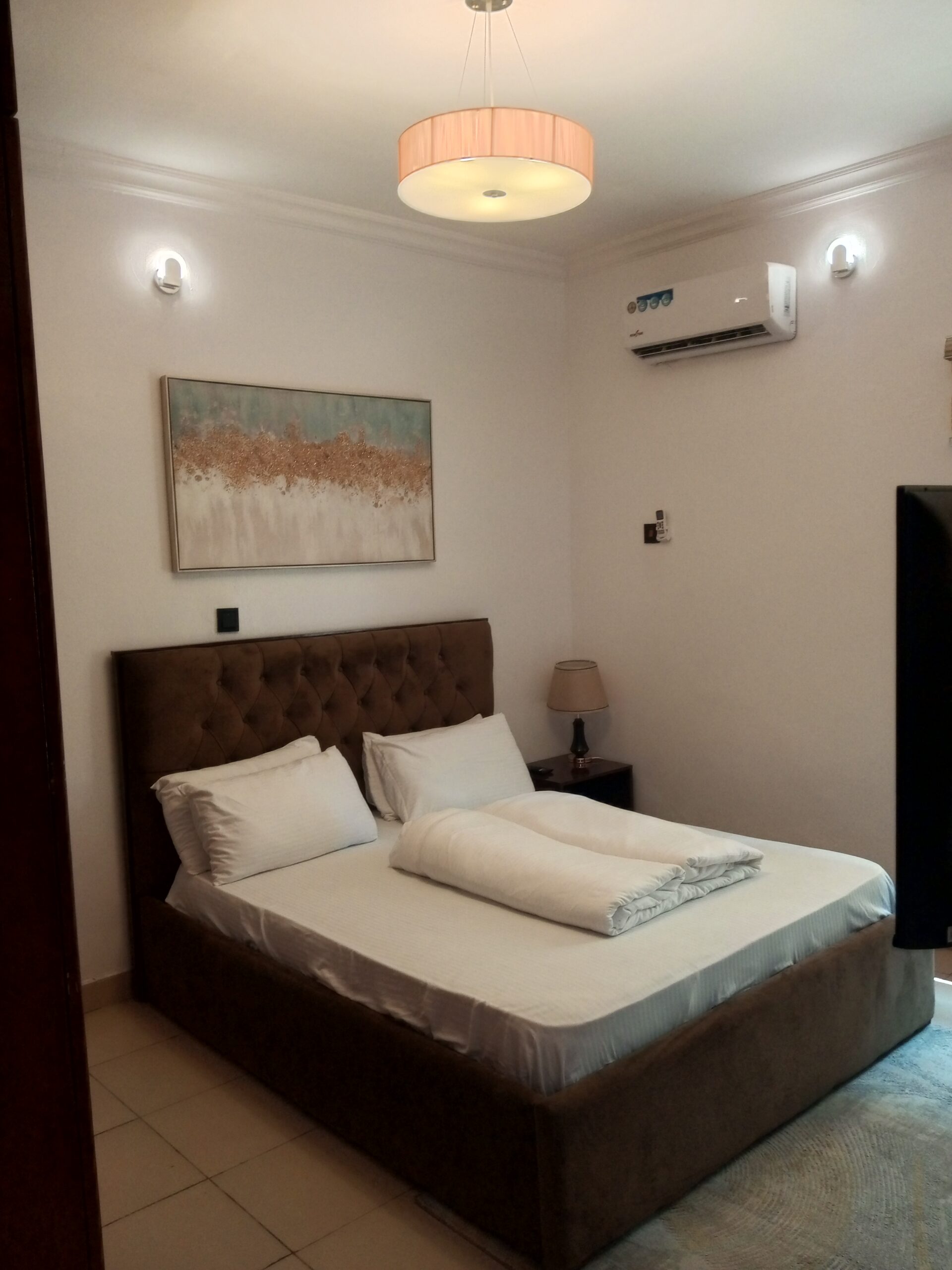 3 bed room apartment