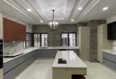 Newly built 3bedroom duplex