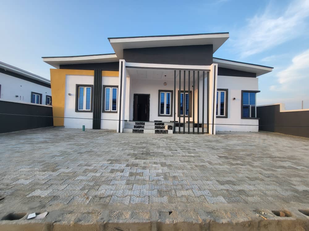WONDER COURT, Awoyaya is offering a rare opportunity to own a stunning contemporary 3bedroom Detached Bungalow in Lagos